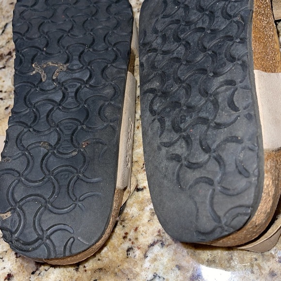 Birkis Birkenstock Sandals - Picture 5 of 7